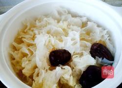 银耳红枣汤的做法图解5