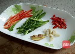 芹菜炒豆干的做法图解2