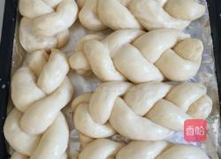 牛奶小辫面包的做法图解12