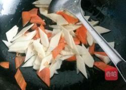 山药胡萝卜炒木耳的做法图解6