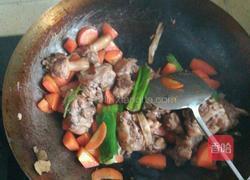 胡萝卜红烧鸭腿的做法图解8