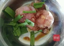 里脊肉片炒时蔬的做法图解2