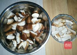 油炸香菇腿的做法图解1