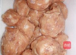 平菇丸子头的做法图解1