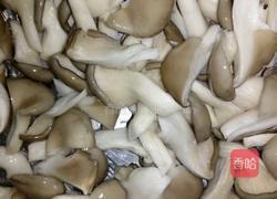 平菇丸子头的做法图解2