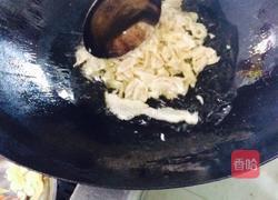 百合熘鸡片的做法图解3