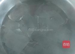 自制五香胡辣汤的做法图解1