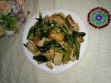 莴笋叶炒豆腐