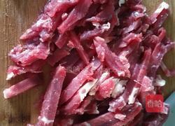 干煸牛肉丝的做法图解1