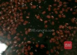 红豆黑米粥的做法图解1