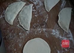 萝卜猪肉馅盒子的做法图解3