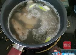 宝宝辅食三文鱼头豆腐汤的做法图解5