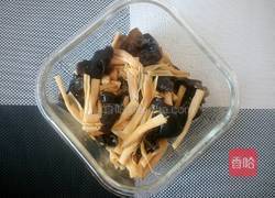 黑木耳炒黄花菜的做法图解10