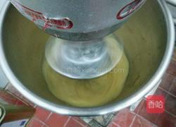 哈雷蛋糕的做法图解1