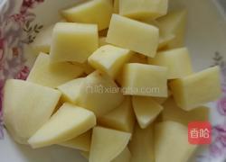 腐乳排骨烧土豆的做法图解3