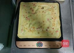 鸡蛋香肠葱花饼的做法图解4