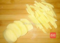 炸薯条的做法图解2
