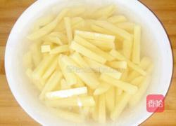 炸薯条的做法图解3