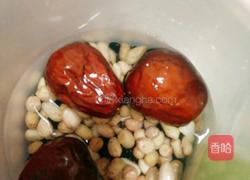 黑豆花生红枣豆浆的做法图解2