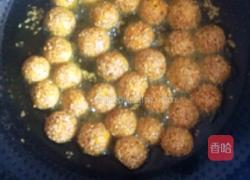 糯米南瓜芝麻球的做法图解7