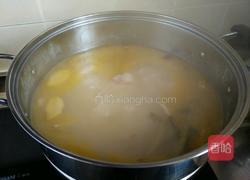金华火腿菌菇炖鸡汤的做法图解9