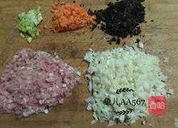 打卤面(白菜木耳胡萝卜肉丁卤)的做法图解5