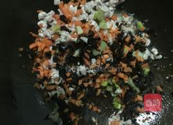 打卤面(白菜木耳胡萝卜肉丁卤)的做法图解7