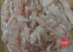 芹菜炒肉丝的做法图解1