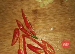 芹菜炒肉丝的做法图解2
