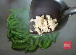 香肠炒豆的做法图解5