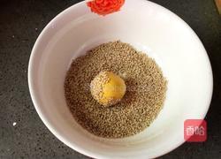 南瓜芝麻球的做法图解6