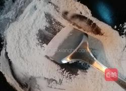 油栗绿豆沙冰皮月饼的做法图解11