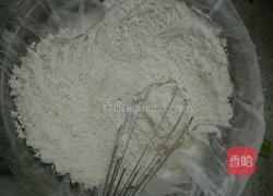 家庭自制版油条的做法图解3