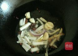 冰糖红闷鸡翅的做法图解2