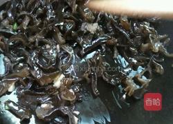 木耳炒肉的做法图解4