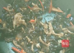 木耳炒肉的做法图解7