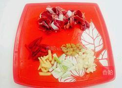 泡藕带炒鸭胗的做法图解3