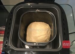 萌兔子酸奶香肠面包的做法图解2