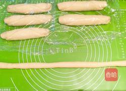 萌兔子酸奶香肠面包的做法图解11