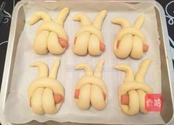 萌兔子酸奶香肠面包的做法图解15