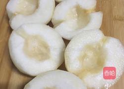 红酒雪梨的做法图解2