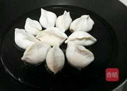 火腿肠抱蛋煎饺的做法图解4