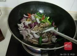 洋葱炒鱿鱼的做法图解5