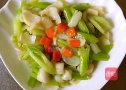 百合炒香芹的做法图解5