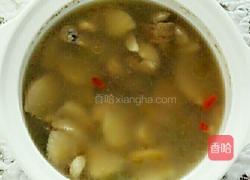 猴头菇鸡翅根煲汤的做法图解6