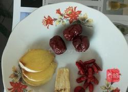 猴头菇鸡翅根煲汤的做法图解3