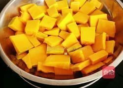 香酥南瓜球的做法图解2