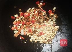 果仁炒芹菜的做法图解6