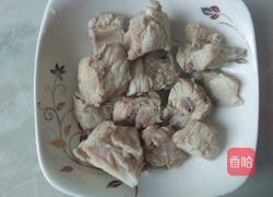 蘑菇红枣排骨汤的做法图解3