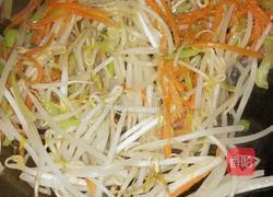清炒三丝绿豆芽的做法图解9
